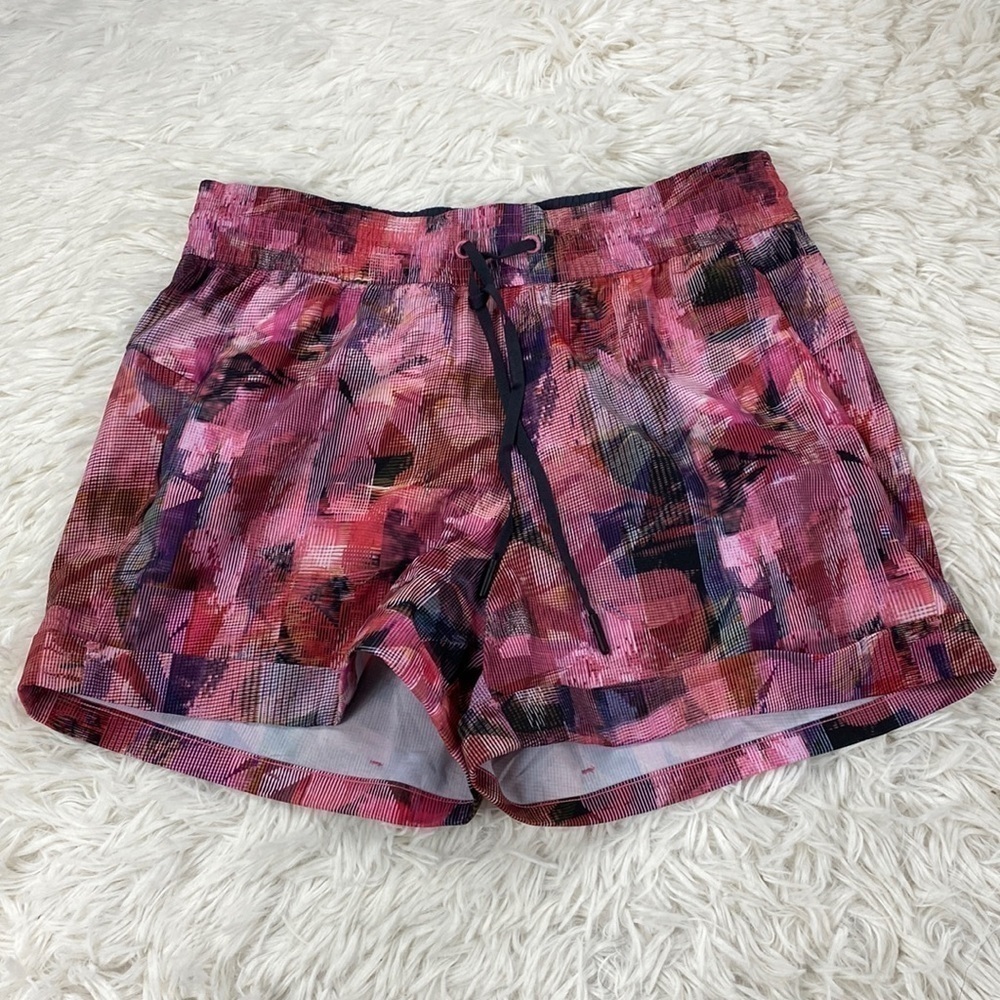 Lululemon Spring Break Away Short *4-way Stretch 3" Sun Dazed Multi Pink